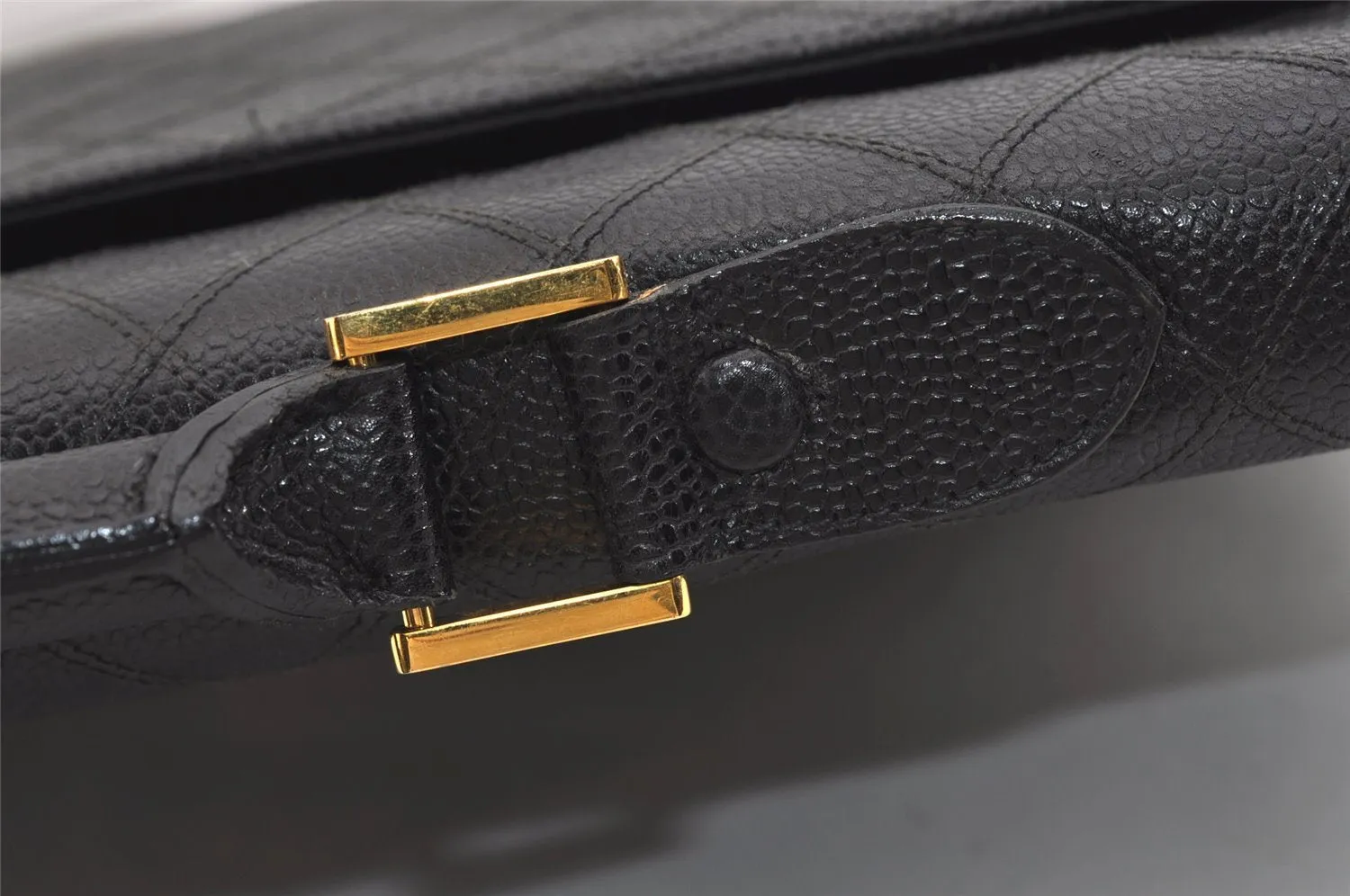 Authentic CHANEL Caviar Skin Bicolore CC Logo Briefcase Business Bag Black 6105J