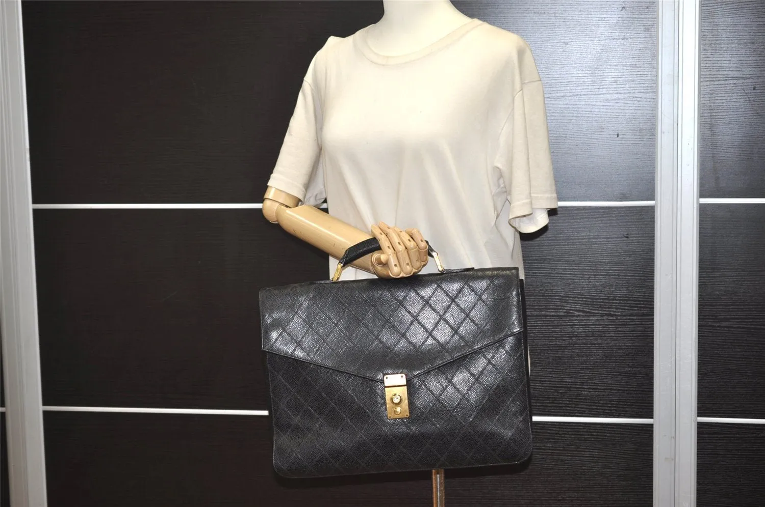 Authentic CHANEL Caviar Skin Bicolore CC Logo Briefcase Business Bag Black 6105J