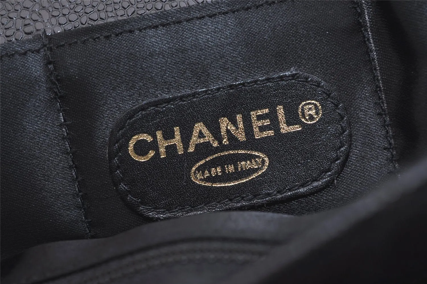Authentic CHANEL Caviar Skin Bicolore CC Logo Briefcase Business Bag Black 6105J