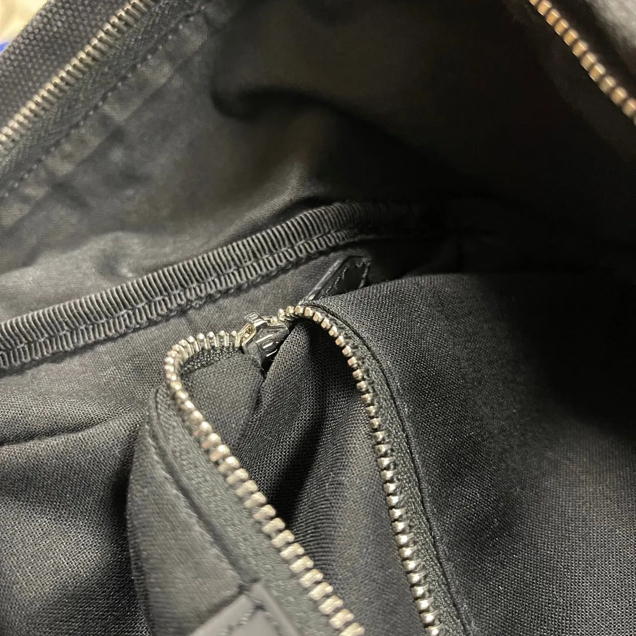 BALENCIAGA バレンシアガ ロゴキャンバスバックパック 品番：392007