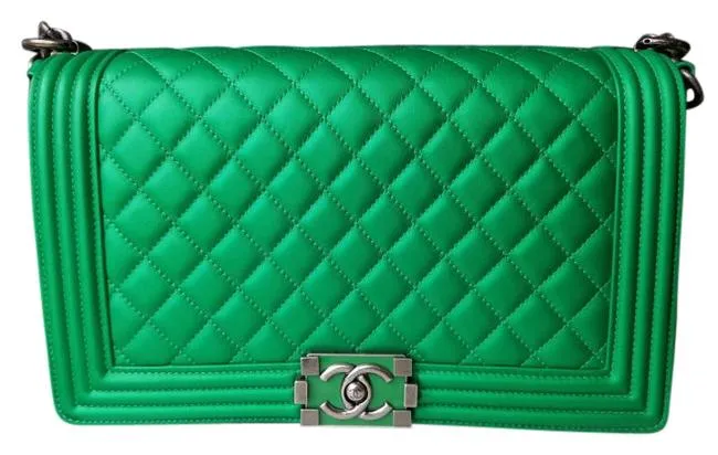 CHANEL BOY RARE MEDIUM METALLIC CALFSKIN NEON BRIGHT GREEN  BAG