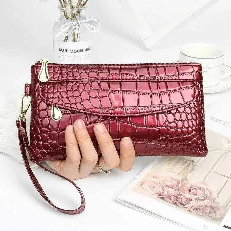 Crocodile Pattern PU Wallet - Women's Zipper Coin Holder - WWC001