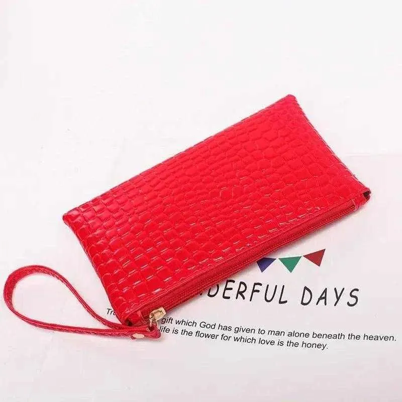 Crocodile Pattern PU Wallet - Women's Zipper Coin Holder - WWC001