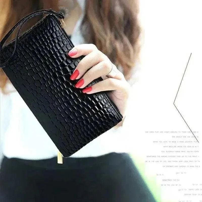 Crocodile Pattern PU Wallet - Women's Zipper Coin Holder - WWC001
