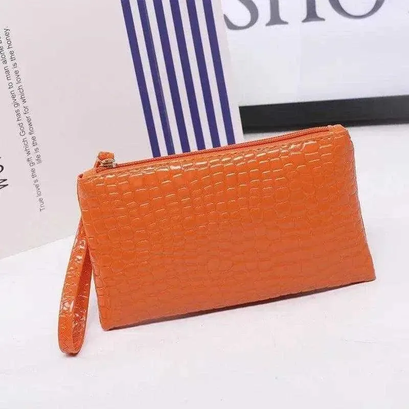 Crocodile Pattern PU Wallet - Women's Zipper Coin Holder - WWC001