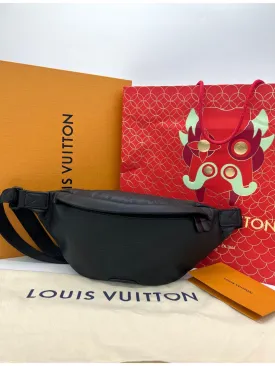 LOUIS VUITTON Discovery Belt Bag Black Leather